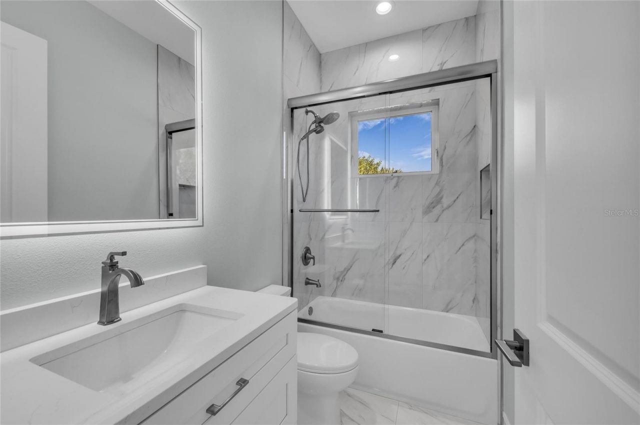 18702 Arapahoe Circle, Port Charlotte, FL 33948 Photo