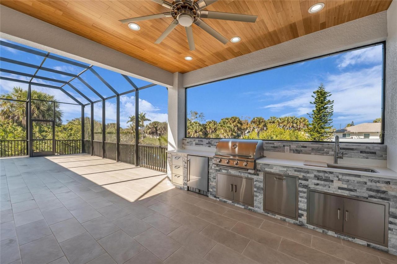 18702 Arapahoe Circle, Port Charlotte, FL 33948 Photo