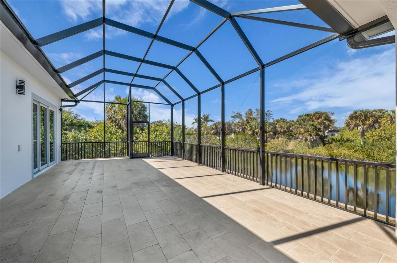 18702 Arapahoe Circle, Port Charlotte, FL 33948 Photo