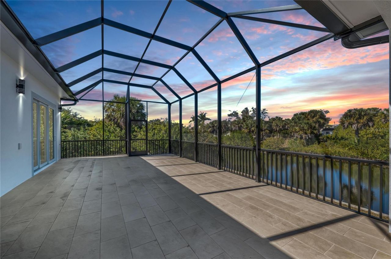 18702 Arapahoe Circle, Port Charlotte, FL 33948 Photo