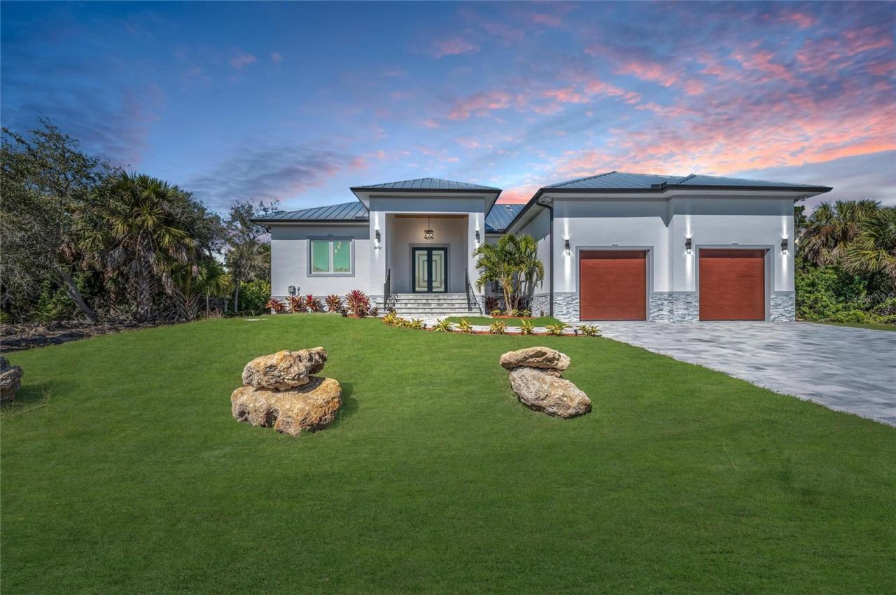 18702 Arapahoe Circle, Port Charlotte, FL 33948 Photo