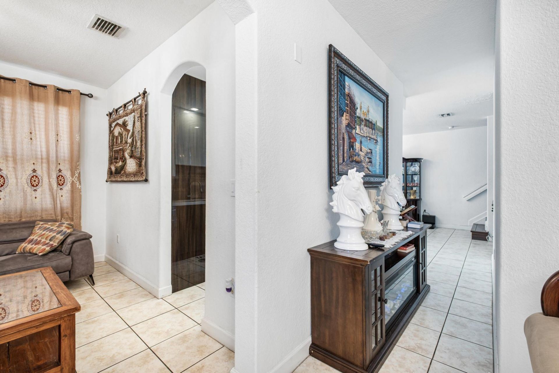 8741 NW 110th Avenue, Doral, FL 33178 Photo