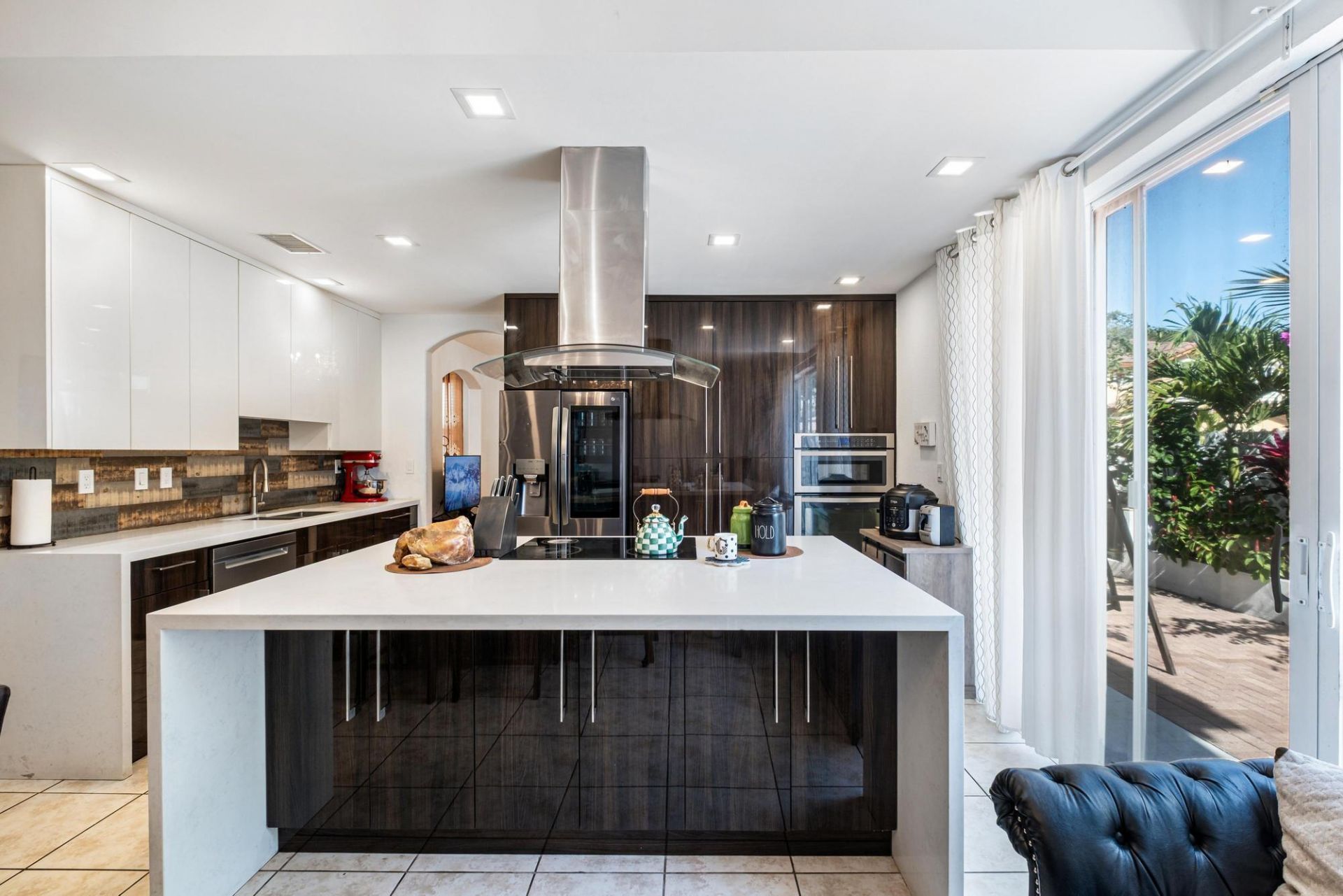 8741 NW 110th Avenue, Doral, FL 33178 Photo