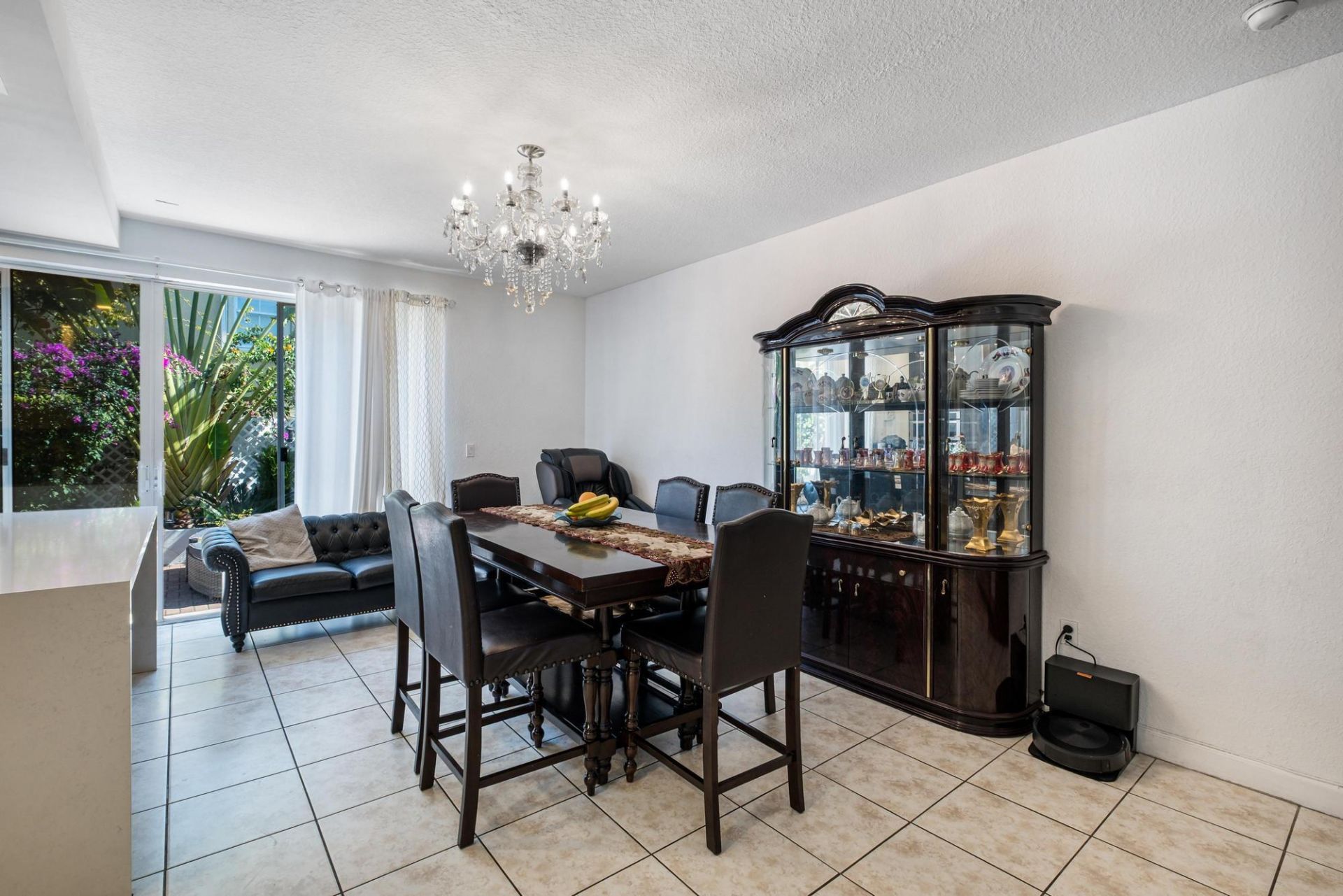 8741 NW 110th Avenue, Doral, FL 33178 Photo