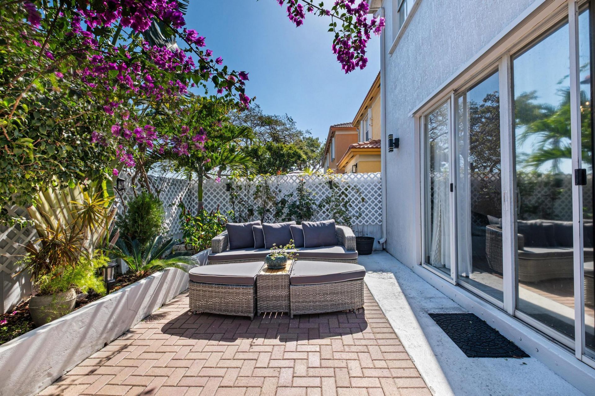 8741 NW 110th Avenue, Doral, FL 33178 Photo