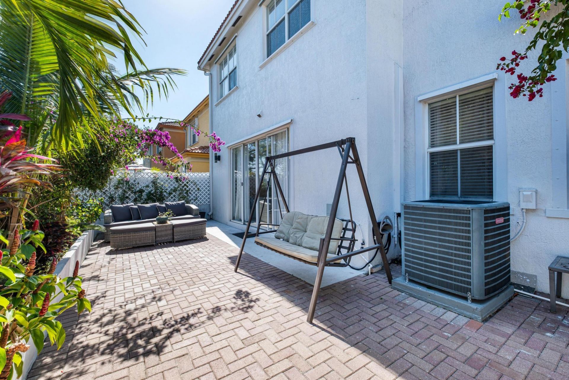 8741 NW 110th Avenue, Doral, FL 33178 Photo