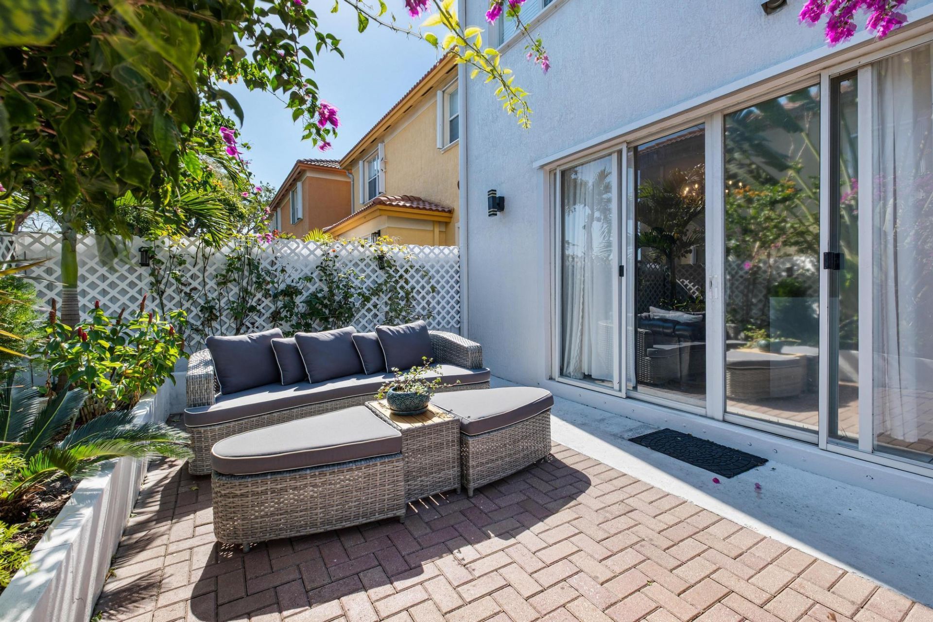 8741 NW 110th Avenue, Doral, FL 33178 Photo