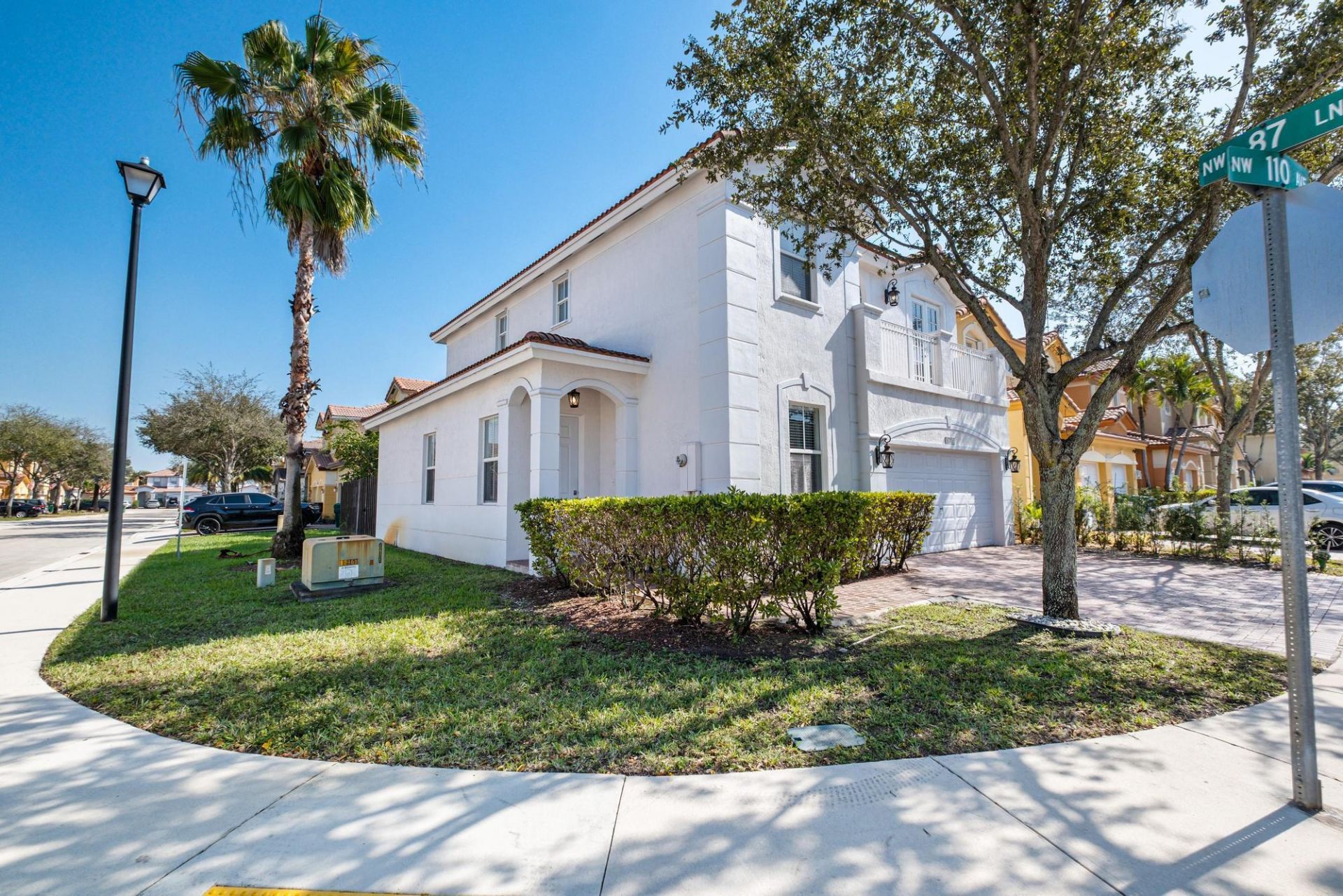 8741 NW 110th Avenue, Doral, FL 33178 Photo