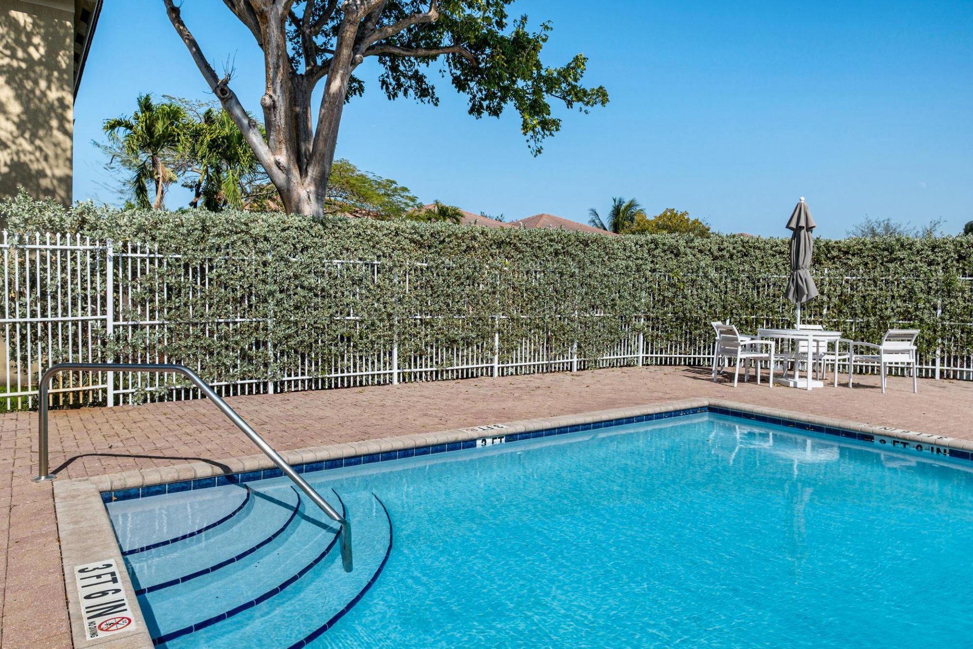 8741 NW 110th Avenue, Doral, FL 33178 Photo