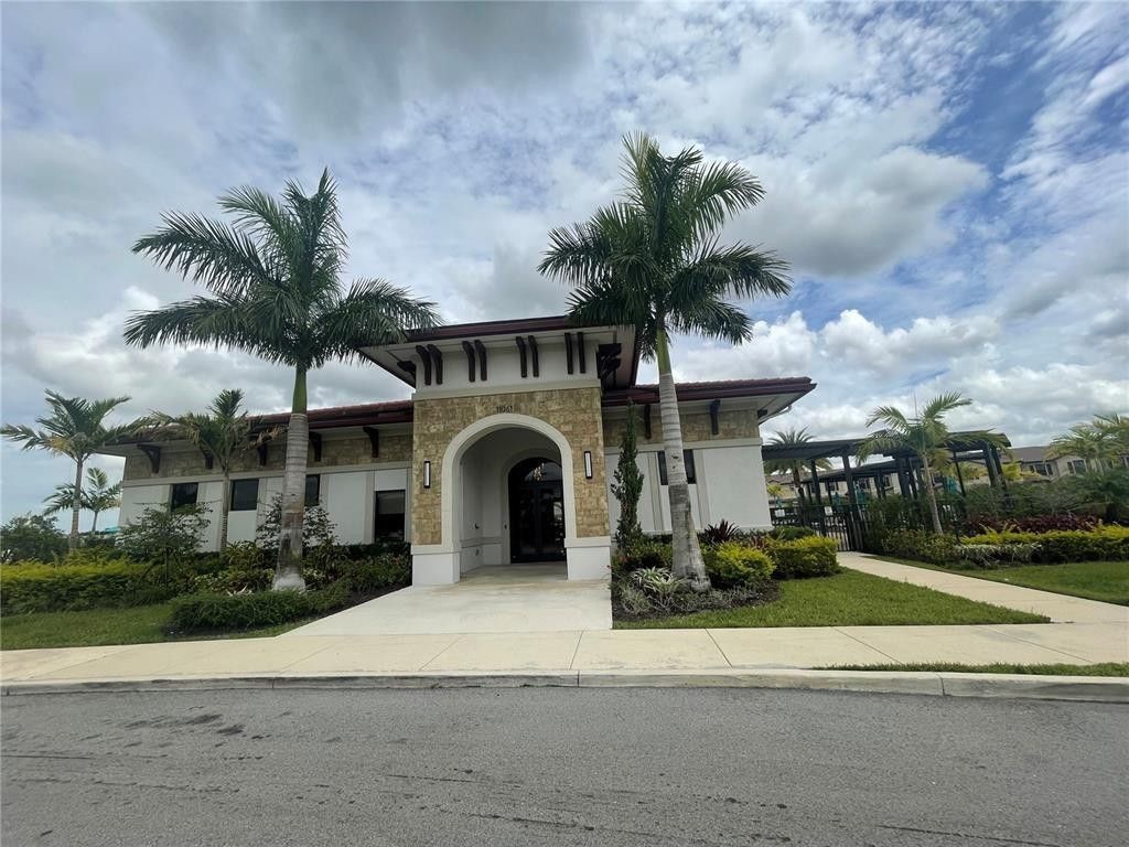 3465 W 110th Terrace, Hialeah, FL 33018 Photo