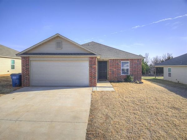 746 W Lola Drive, Mustang, OK 73064