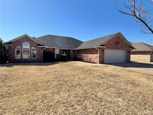 1804 Javelina Drive, Altus, OK 73521