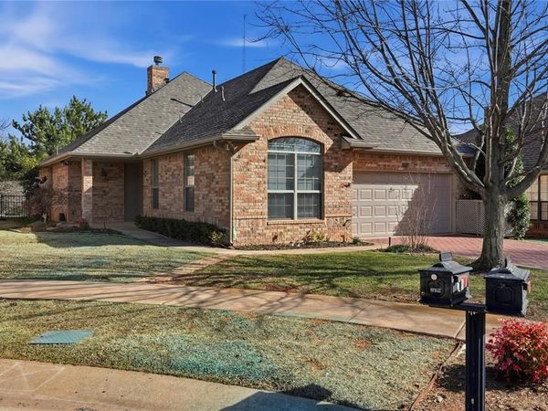 3916 Tamarac Court, Edmond, OK 73003