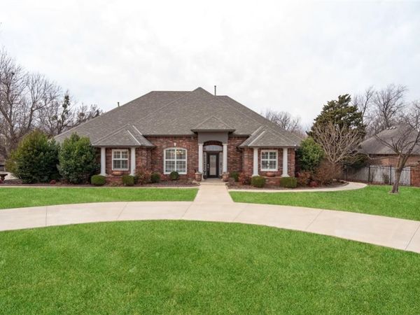 1001 N Bittercreek Terrace, Mustang, OK 73064