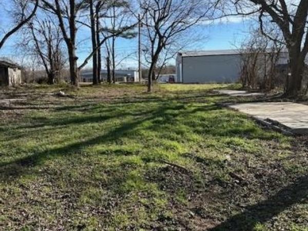 217 E 2nd Penn West, Holdenville, OK 74848