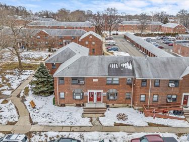 19918 19th Avenue , Unit 18, Whitestone, NY 11357