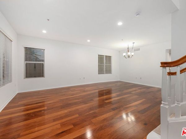 6020 Seabluff Drive, Unit 116, Playa Vista, CA 90094