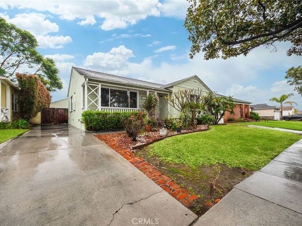 2902 Del Amo Blvd, Lakewood, CA 90712