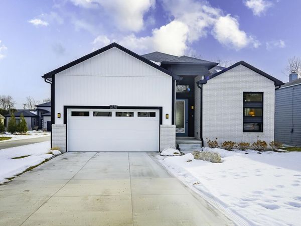 1858 Upland Drive, Ann Arbor, MI 48105