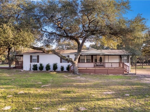 199 County Road 157A, Hallettsville, TX 77964