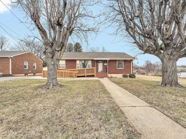 5111 Airport RD NW, Roanoke, VA 24012