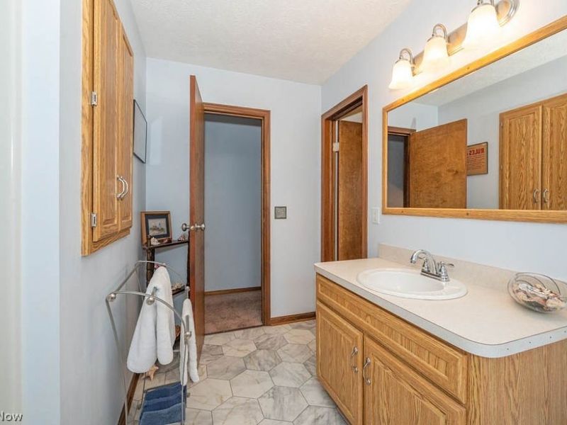 4957 E Calla Road, New Middletown, OH 44442 Photo 24