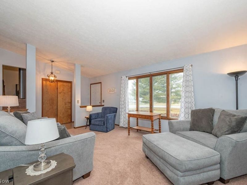 4957 E Calla Road, New Middletown, OH 44442 Photo 3