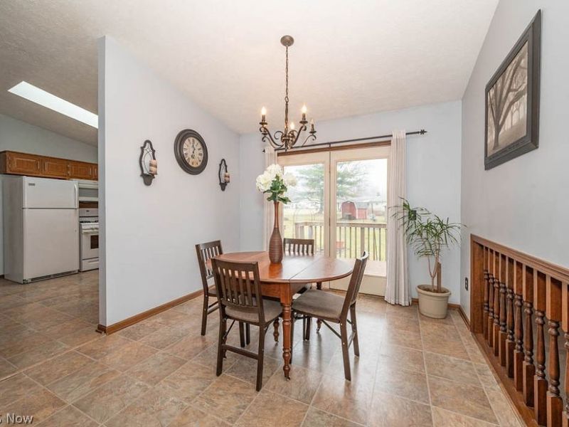 4957 E Calla Road, New Middletown, OH 44442 Photo 8