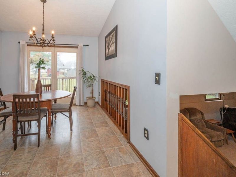 4957 E Calla Road, New Middletown, OH 44442 Photo 9