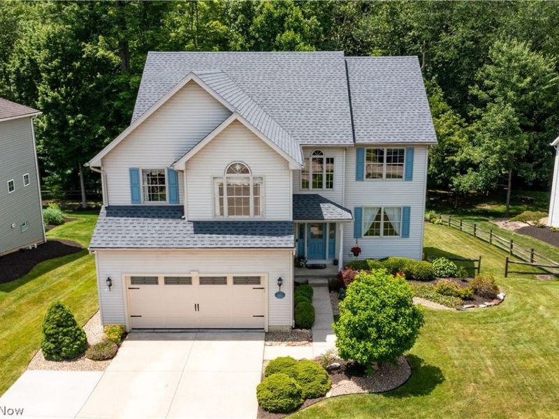 24895 W Northwood Drive, Olmsted Falls, OH 44138 Photo 1