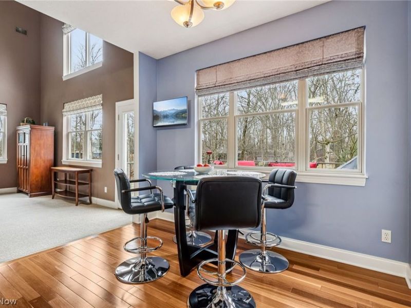 24895 W Northwood Drive, Olmsted Falls, OH 44138 Photo 10