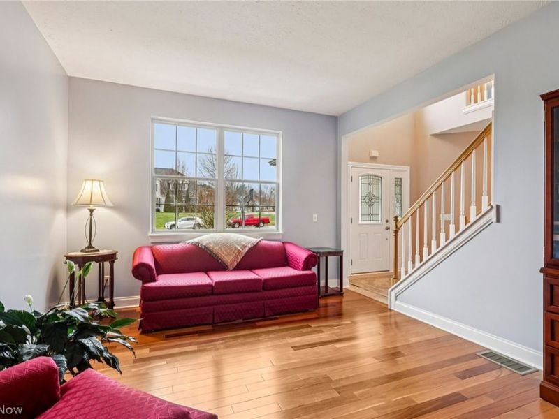 24895 W Northwood Drive, Olmsted Falls, OH 44138 Photo 13