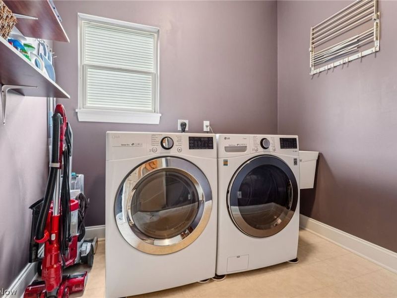 24895 W Northwood Drive, Olmsted Falls, OH 44138 Photo 17