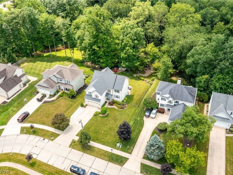 24895 W Northwood Drive, Olmsted Falls, OH 44138 Photo 42