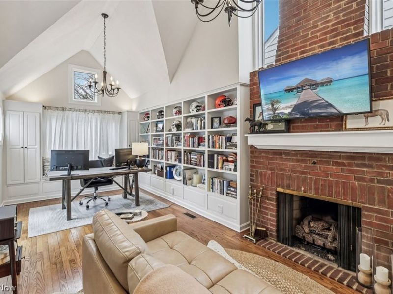 22025 Lake Road, Rocky River, OH 44116 Photo 9