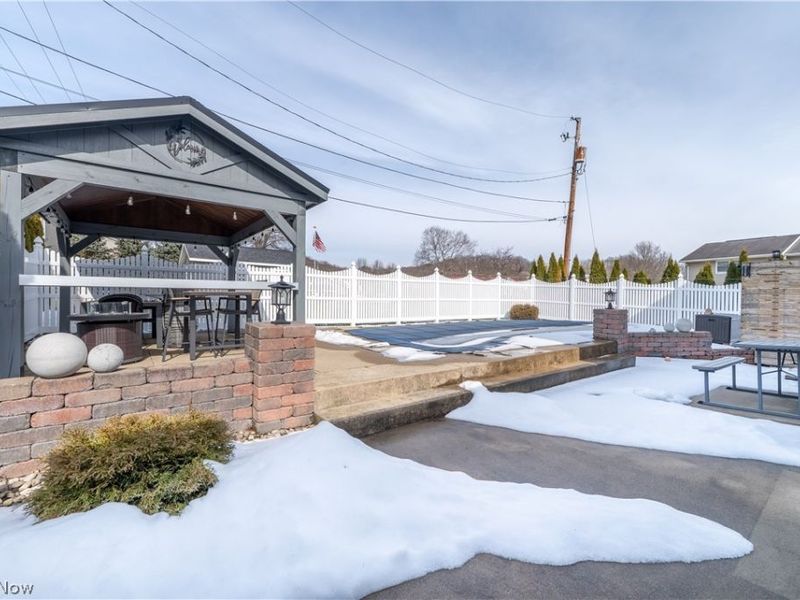 223 Watson Circle NE, New Philadelphia, OH 44663 Photo 24