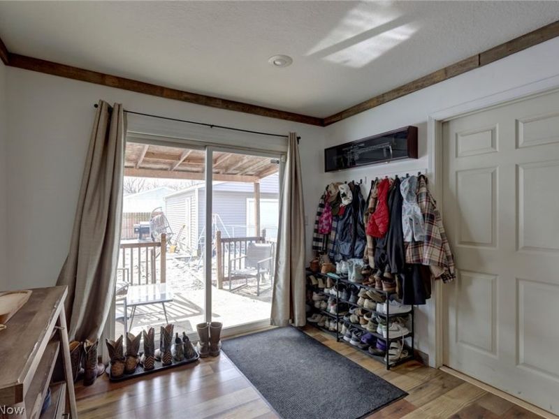 100 Winfield Court, Bellevue, OH 44811 Photo 16