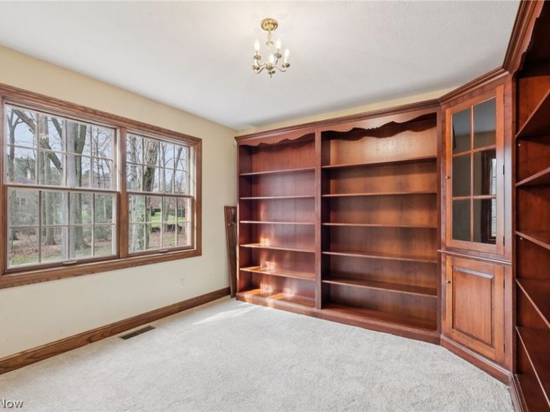 534 Ghentwood Drive, Akron, OH 44333 Photo 11