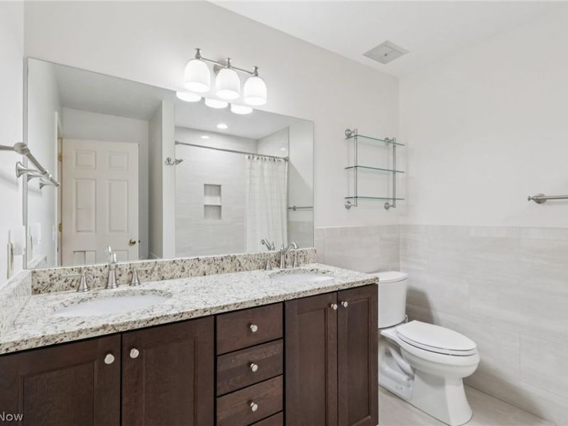 534 Ghentwood Drive, Akron, OH 44333 Photo 17