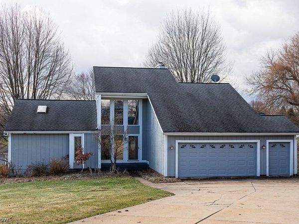 6142 Cheryl Place, Painesville, OH 44077