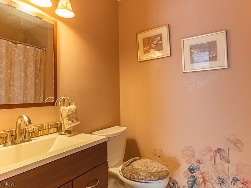 6142 Cheryl Place, Painesville, OH 44077 Photo 17