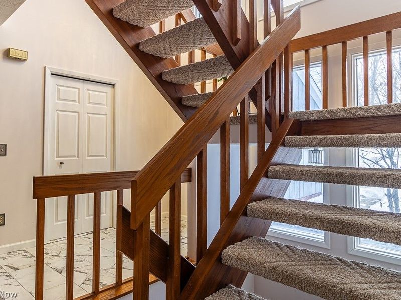 6142 Cheryl Place, Painesville, OH 44077 Photo 4