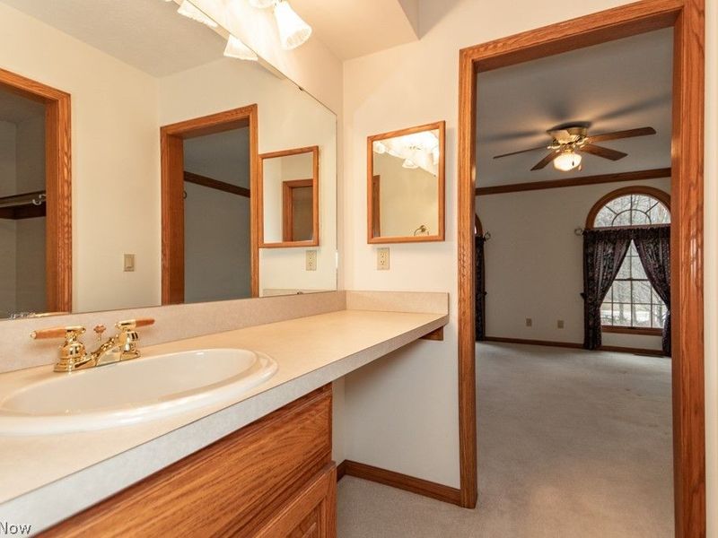 9165 Trish Lane, Chardon, OH 44024 Photo 23