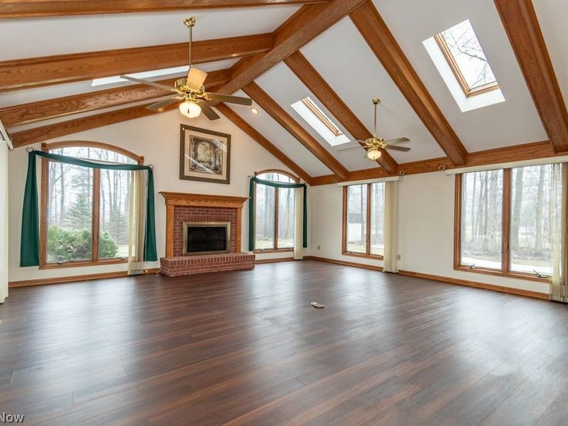 9165 Trish Lane, Chardon, OH 44024 Photo 5