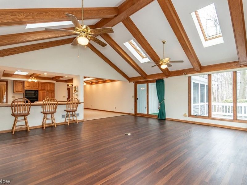 9165 Trish Lane, Chardon, OH 44024 Photo 6