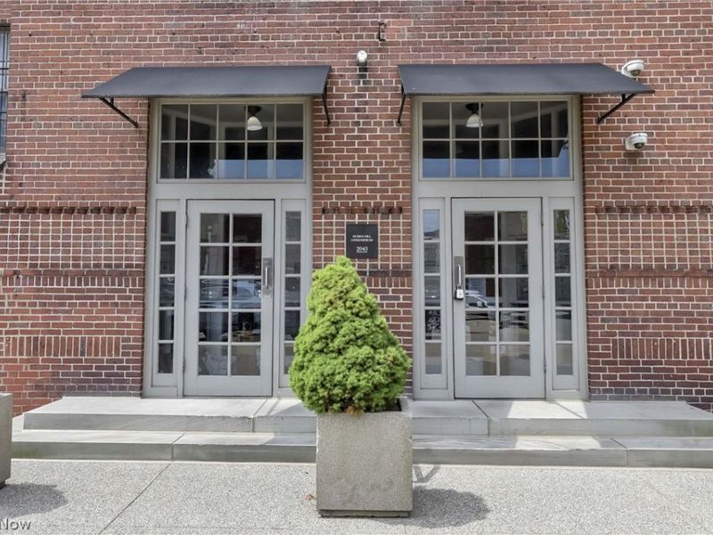 2043 Random Road, Unit 303, Cleveland, OH 44106 Photo 1