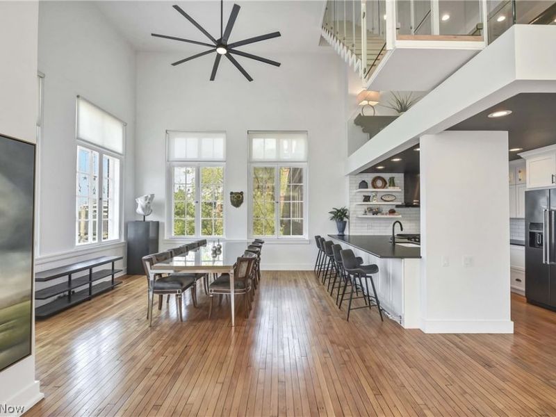 2043 Random Road, Unit 303, Cleveland, OH 44106 Photo 11