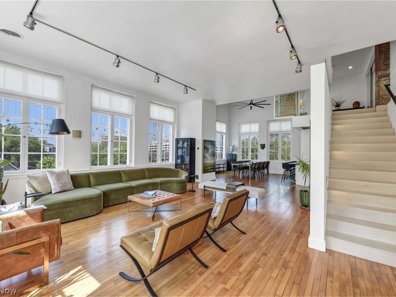 2043 Random Road, Unit 303, Cleveland, OH 44106 Photo 20