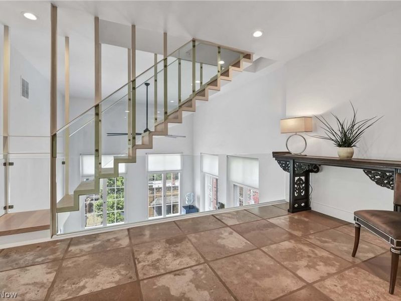 2043 Random Road, Unit 303, Cleveland, OH 44106 Photo 21