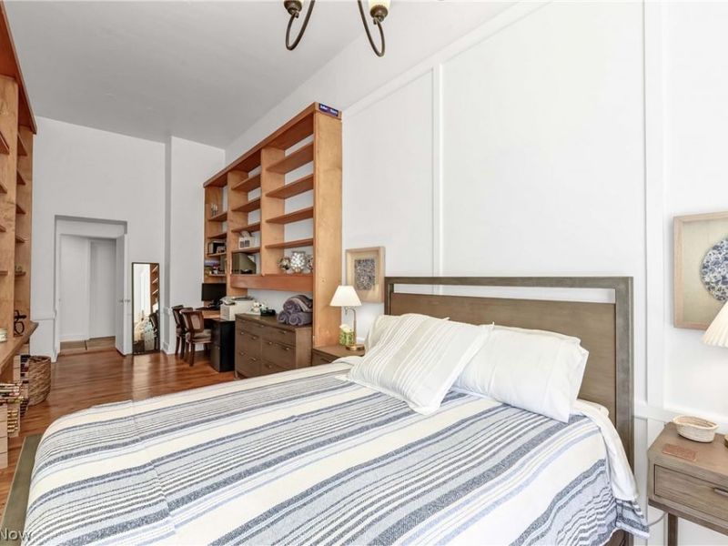 2043 Random Road, Unit 303, Cleveland, OH 44106 Photo 6